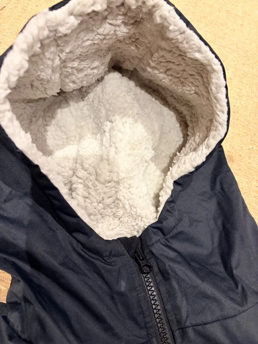 PREMIUM WATERPROOF FLEECE-LINED OUTDOOR COATS – WH - Image 1