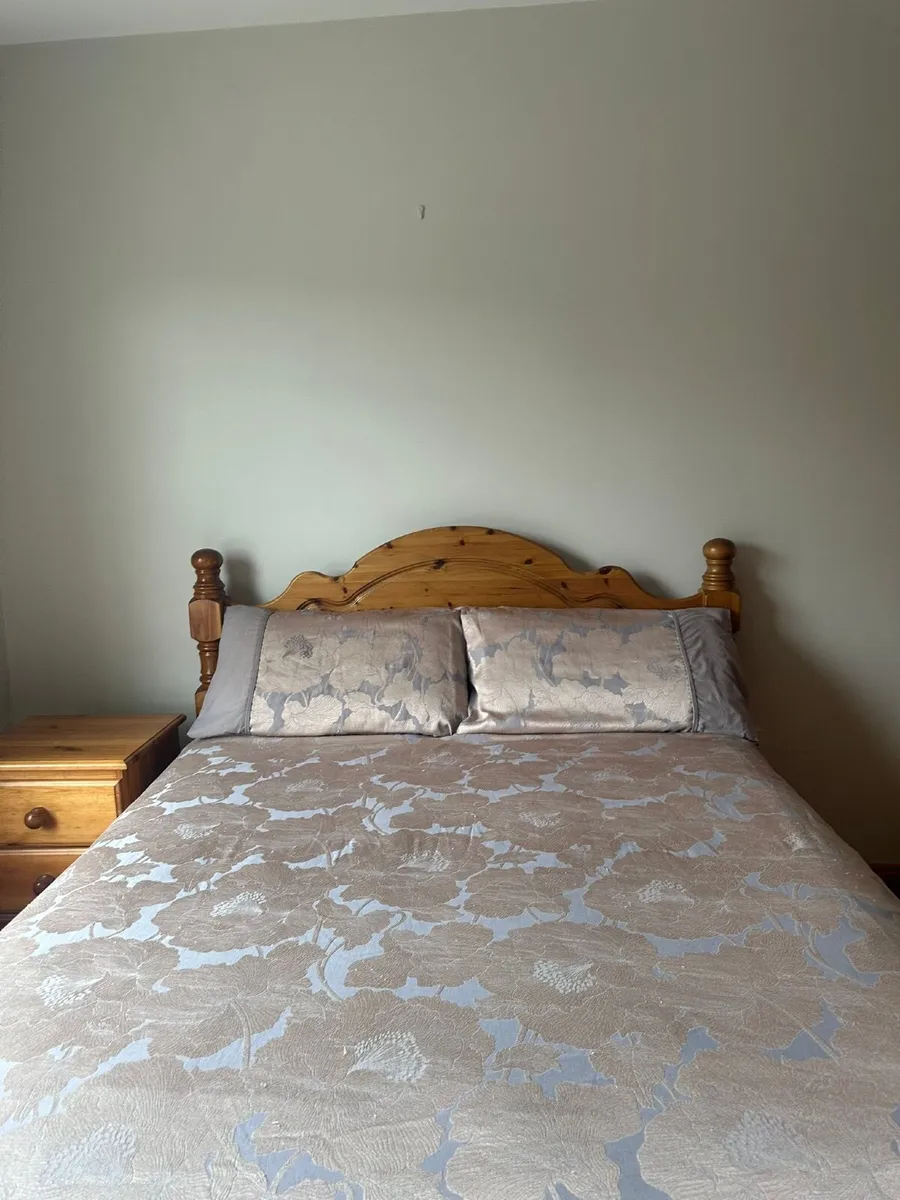 Double Bed and Wardrobe - Image 1