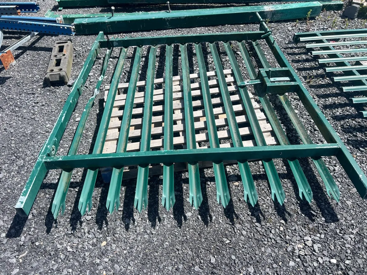 Gates - Image 4