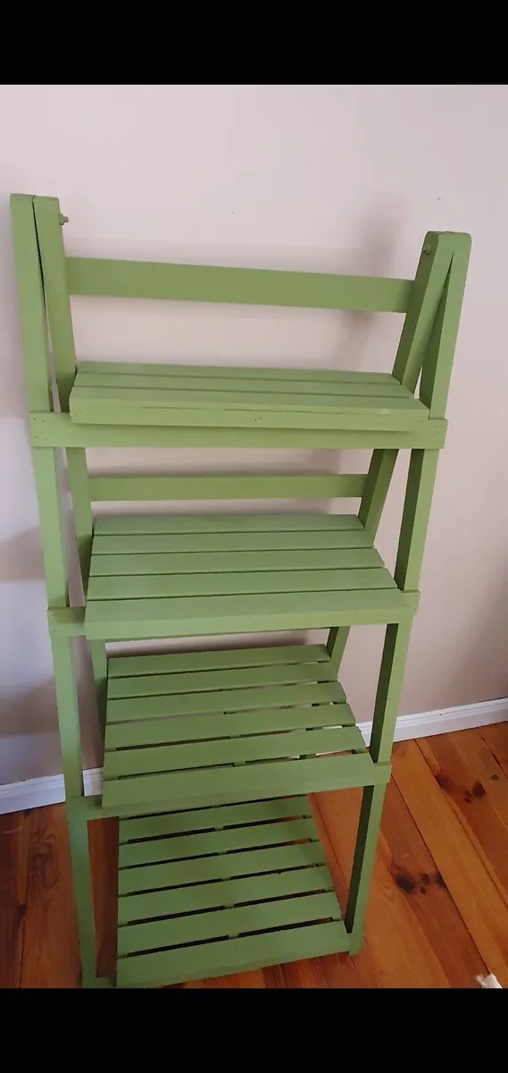 Wooden tiered plant stand/shelf - Image 2