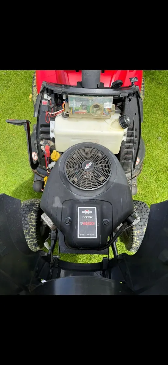 Tractor lawnmower - Image 4