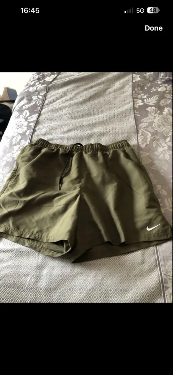 Mens Nike shorts size M €10 - Image 2