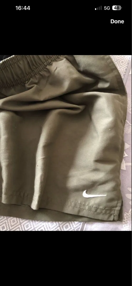 Mens Nike shorts size M €10 - Image 4