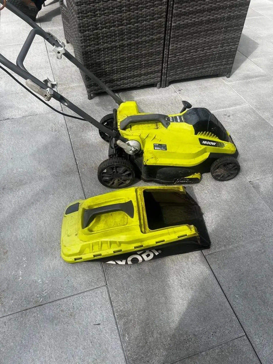 Ryobi 1600W Lawn Mower - Image 2