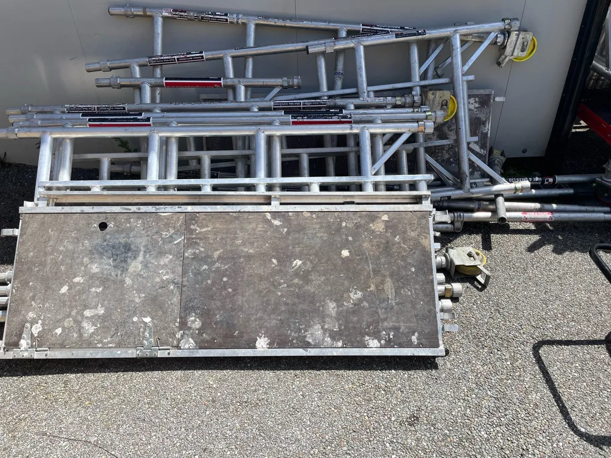 Mi tower scaffolding for sale - Image 2