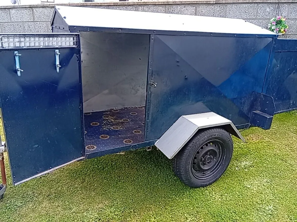 Small trailer - Image 4