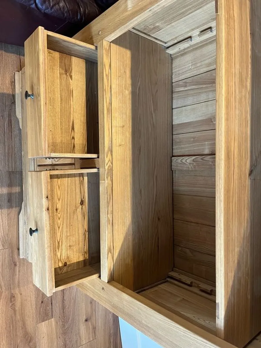 Oak bookcase - Image 4