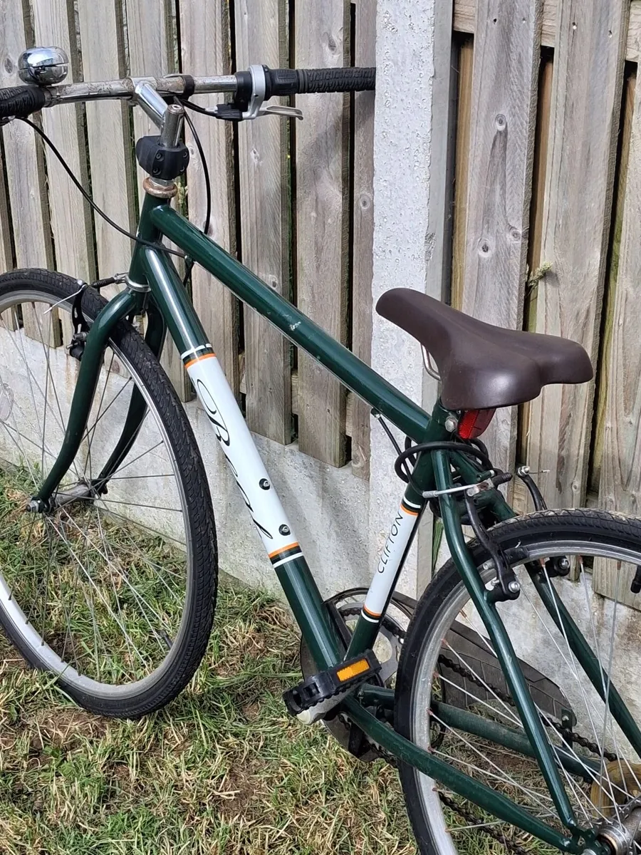 Real Clifton Hybrid City Bike 28in - Image 1