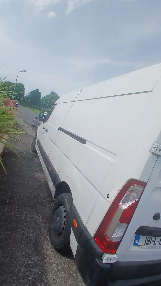 Renault Master - Image 4