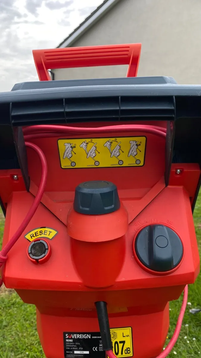 Sovereign Impact Garden Shredder - 2400W - Image 1