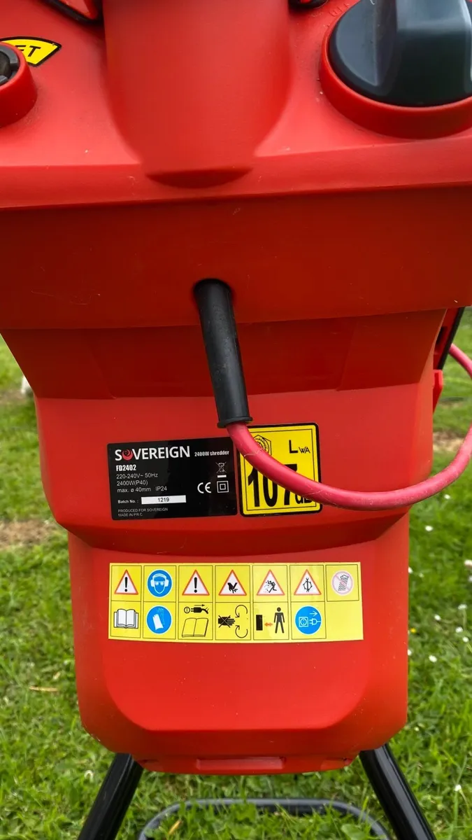 Sovereign Impact Garden Shredder - 2400W - Image 2