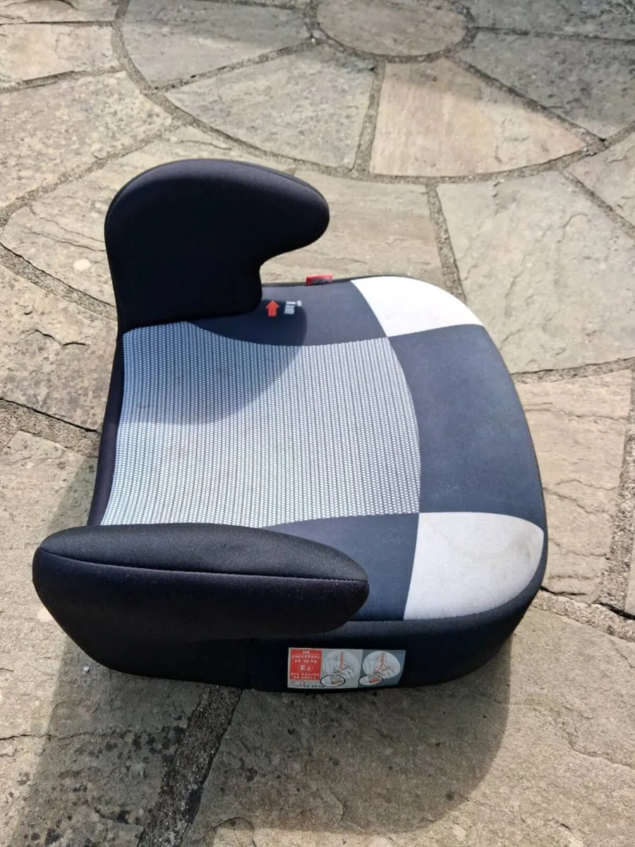 Car seat - Image 1