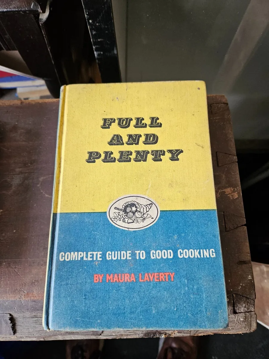 Vintage The Complete Guide to Good Cooking - Image 1