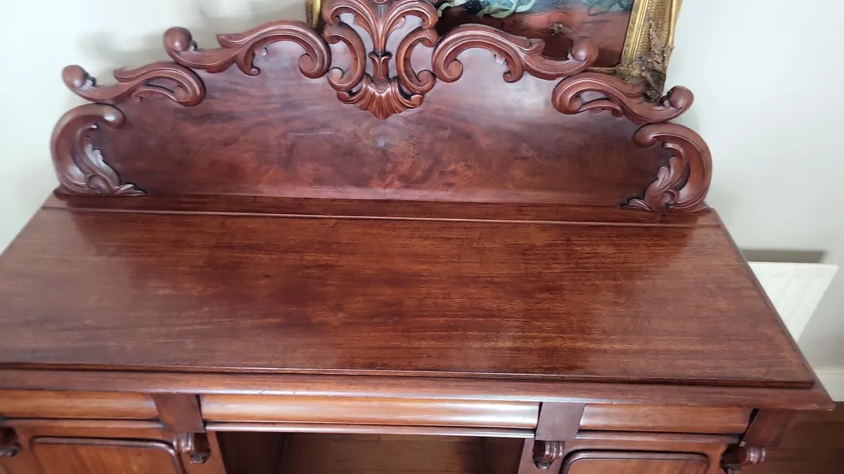 Antique Mahogany sideboard - Image 1