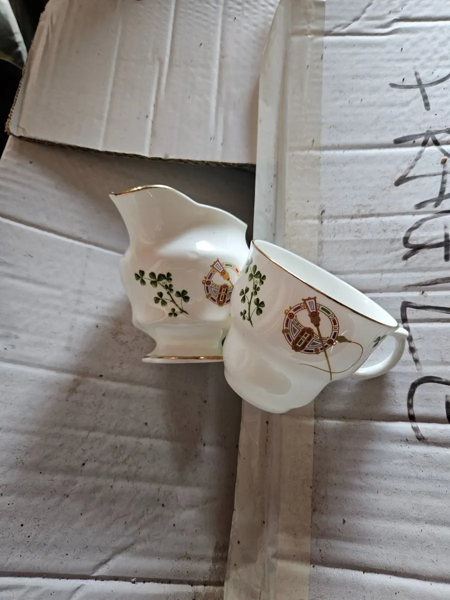 Vintage Arklow Pottery Cup and Milk Jug - Image 3