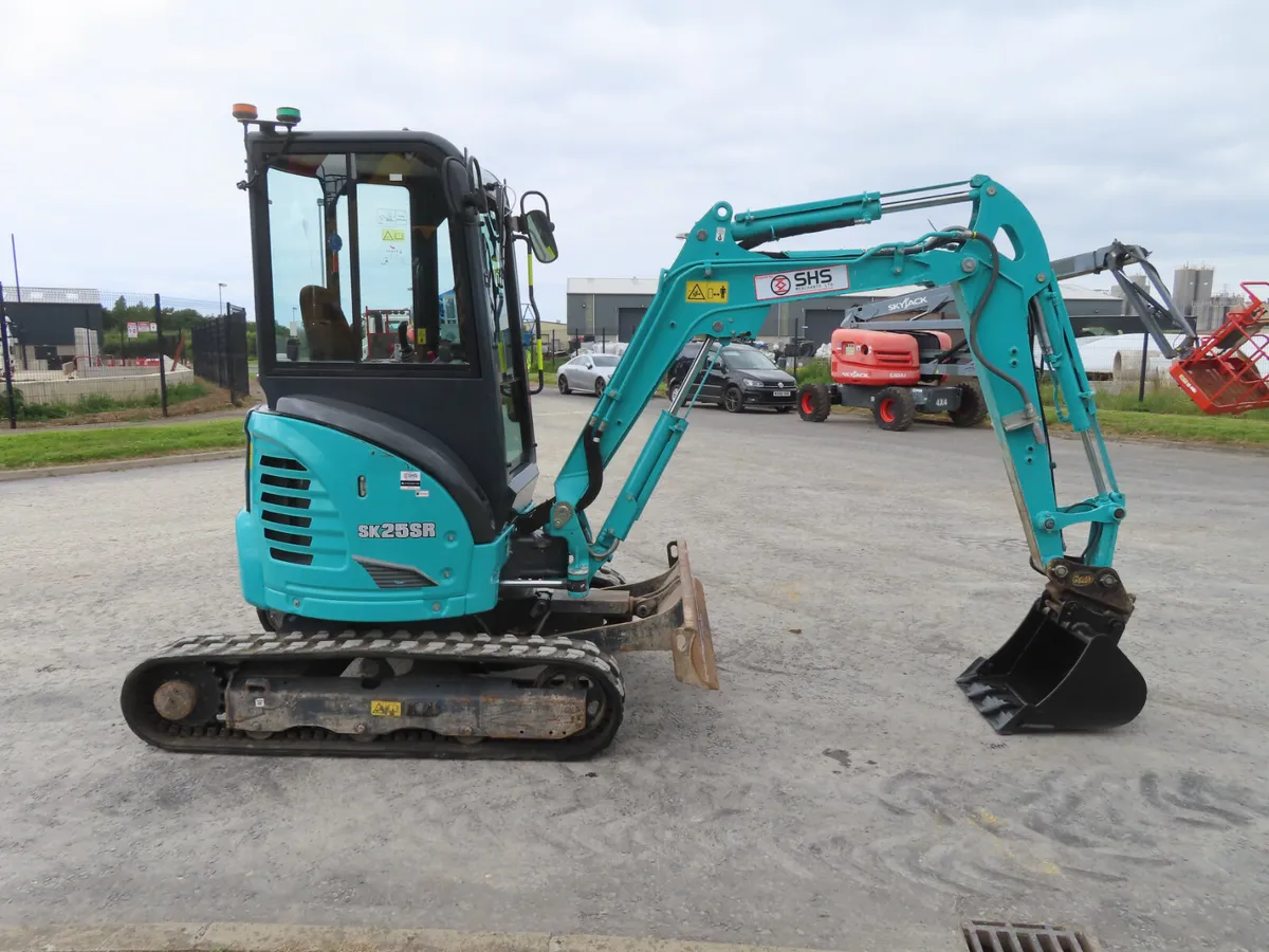 Kobelco SK25 SR - Mini 2.6 Ton Excavator -  2022 - Image 4