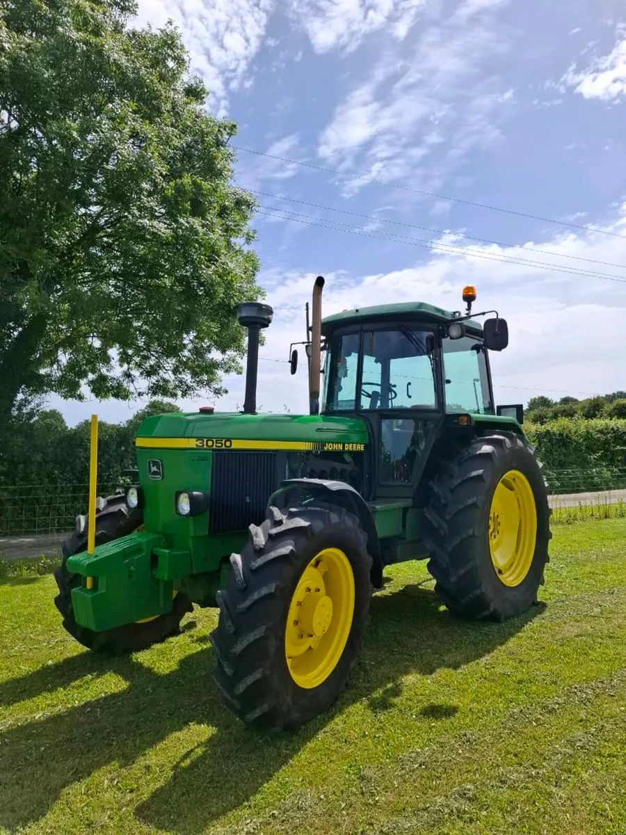 John Deere 3050 - Image 1