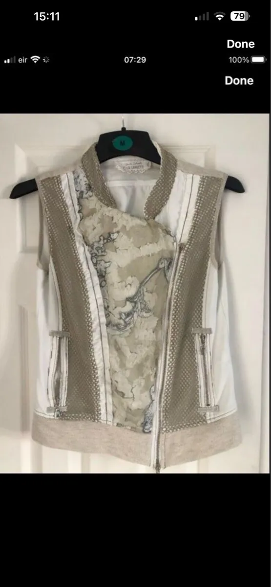 Ladies stunning waist coat size S €10 - Image 1