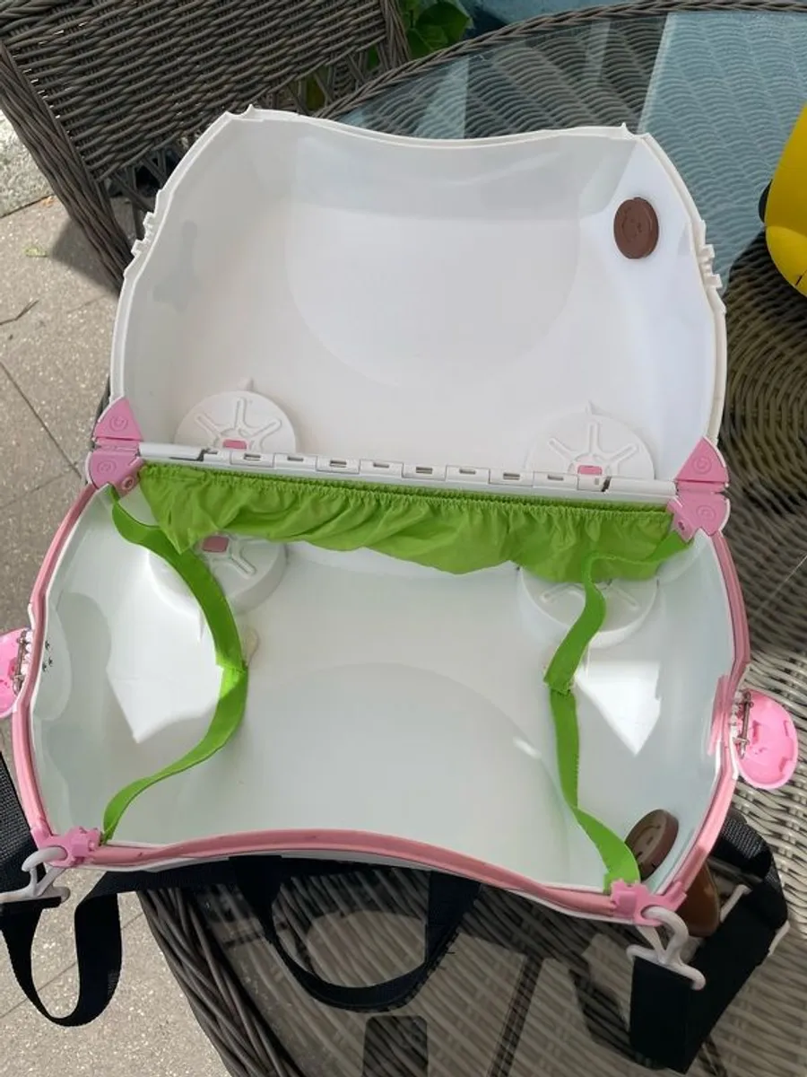 TRUNKI Cow Childrens suitacase - Image 3
