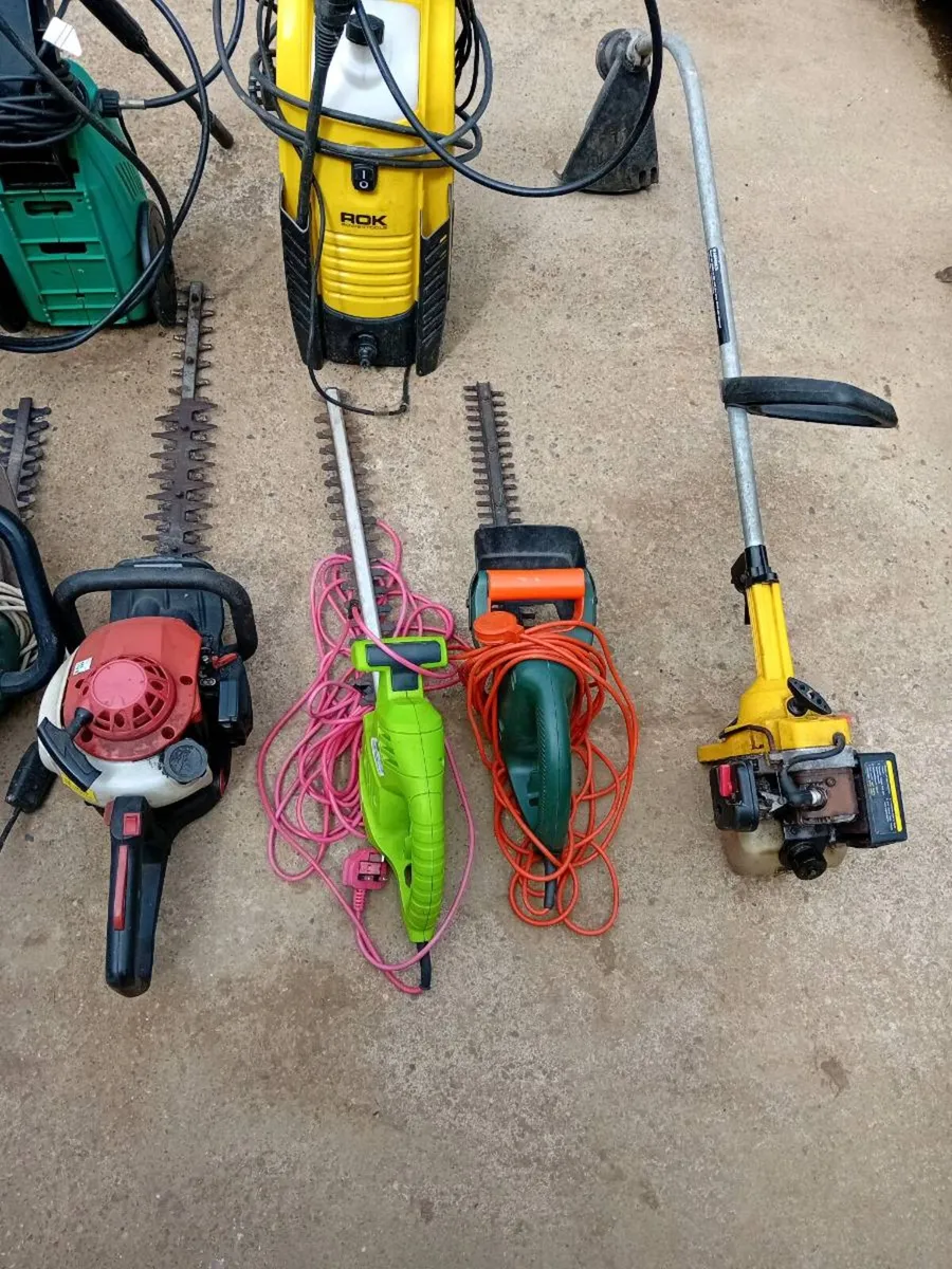 GARDEN EQUIPMENT - Image 2