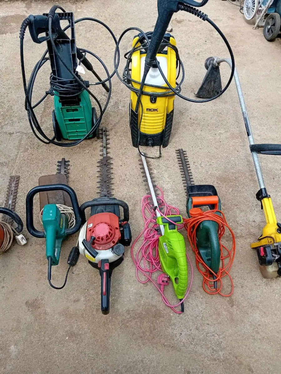 GARDEN EQUIPMENT - Image 4