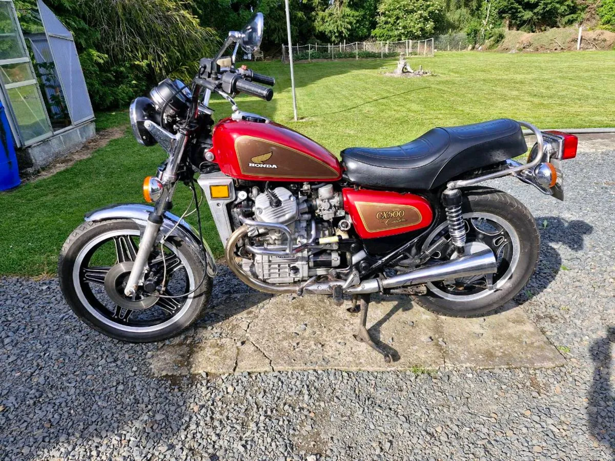 Vintage Bike - Image 3