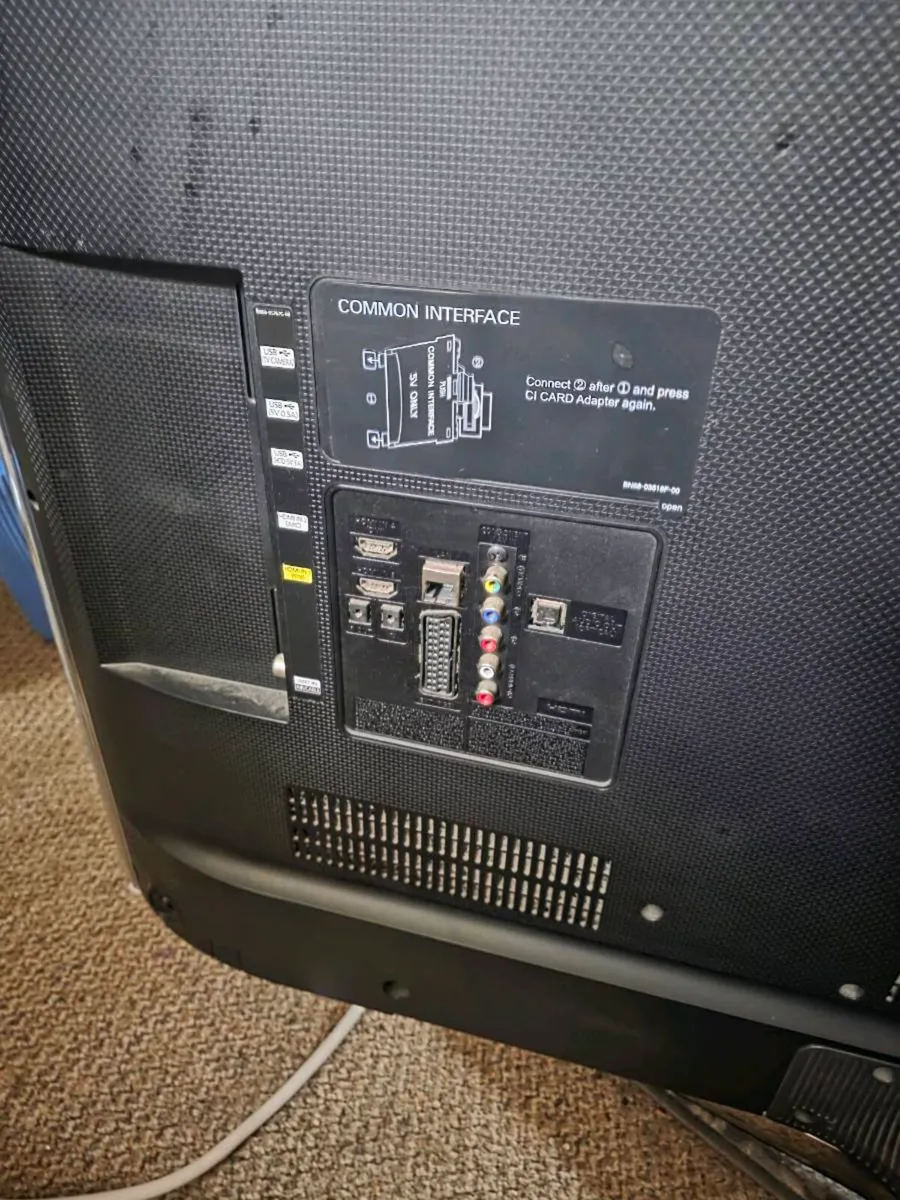 48" Samsung tv - Image 3