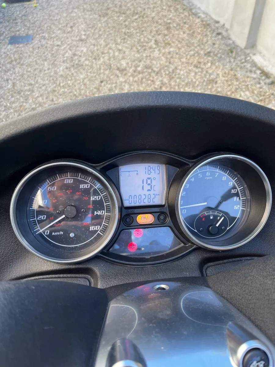 Piaggio MP3 300 Lt - Image 4