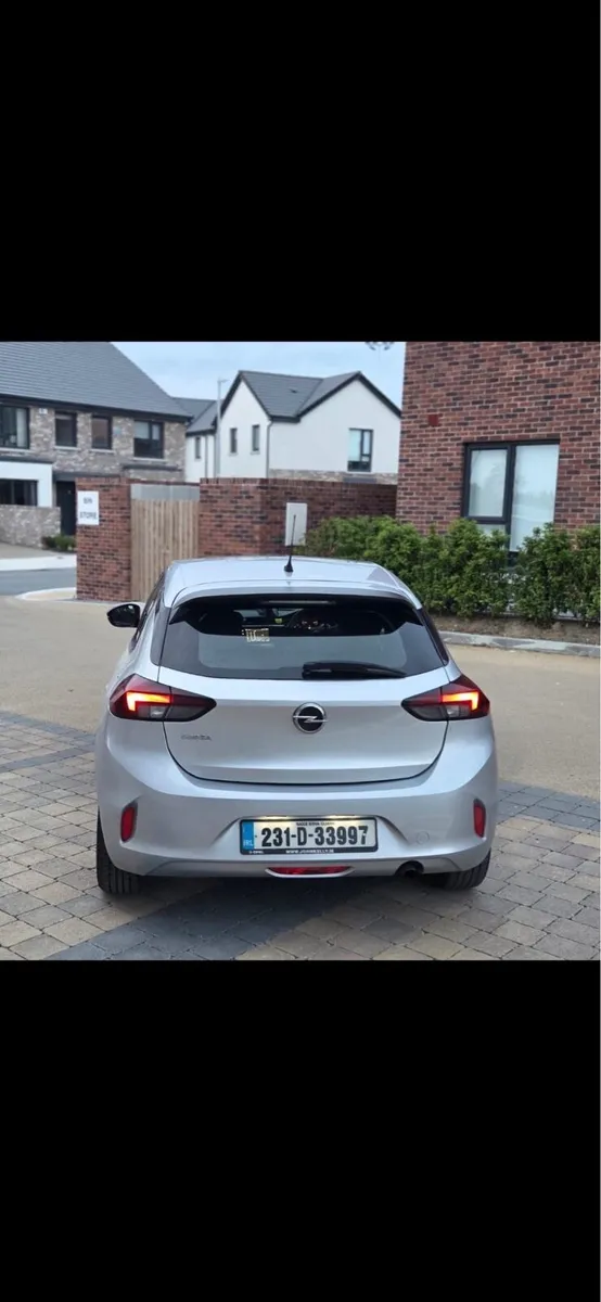 Opel corsa 2023 1.2 petrol - Image 4