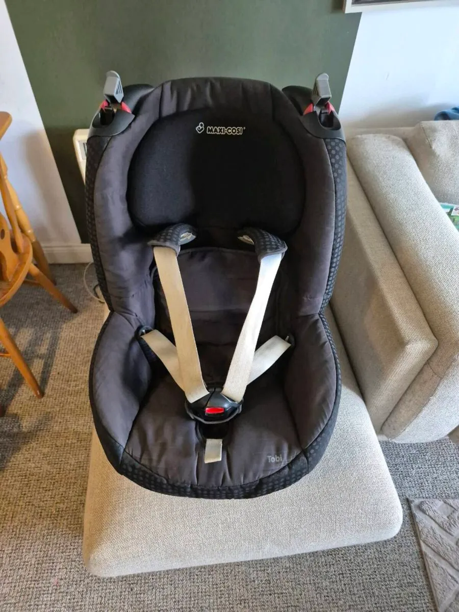 Children car seat - Image 1