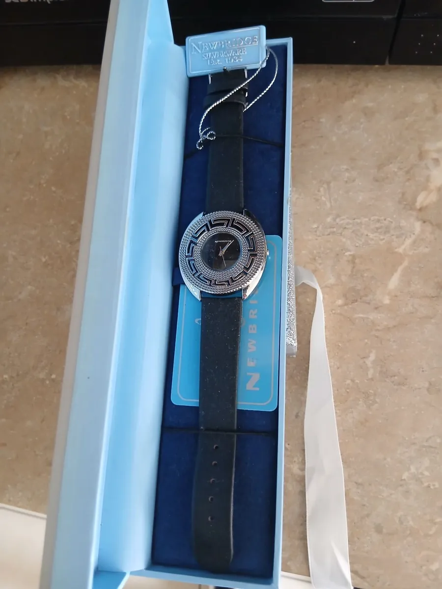 Ladies watches - Image 1