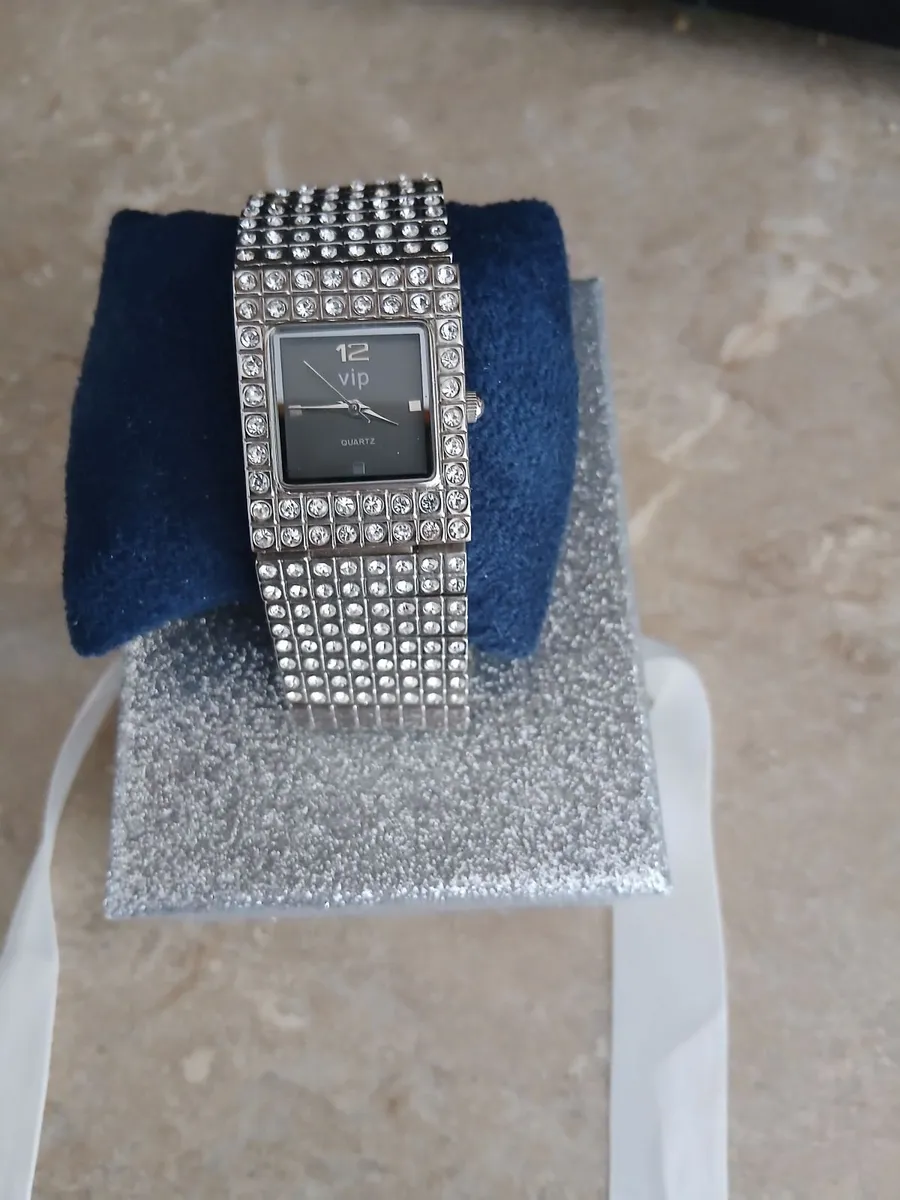 Ladies watches - Image 4