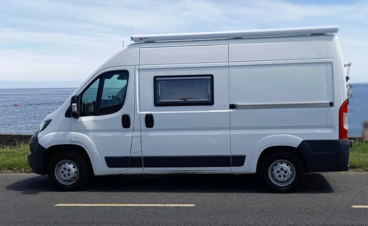 Peugeot Boxer 2,0 HDI, 2018 CVRT to 04-28. - Image 1