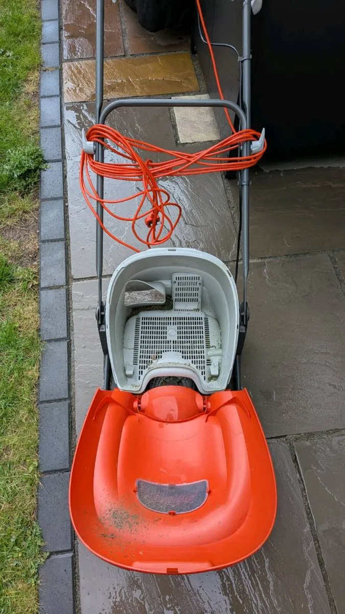 Lawnmower - Image 3