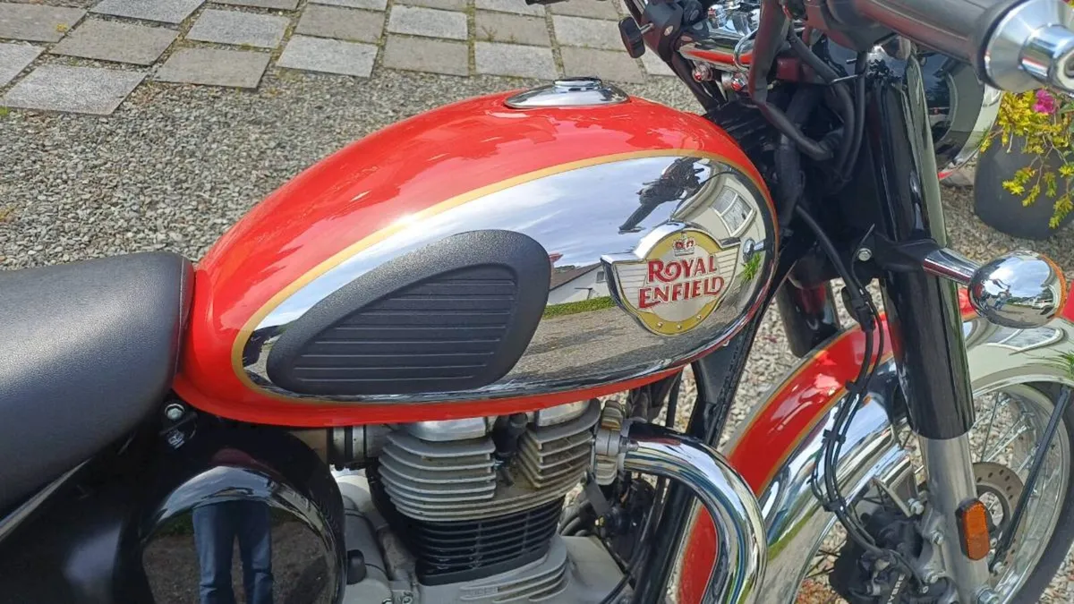 Royal Enfield Classic 350 - Image 2