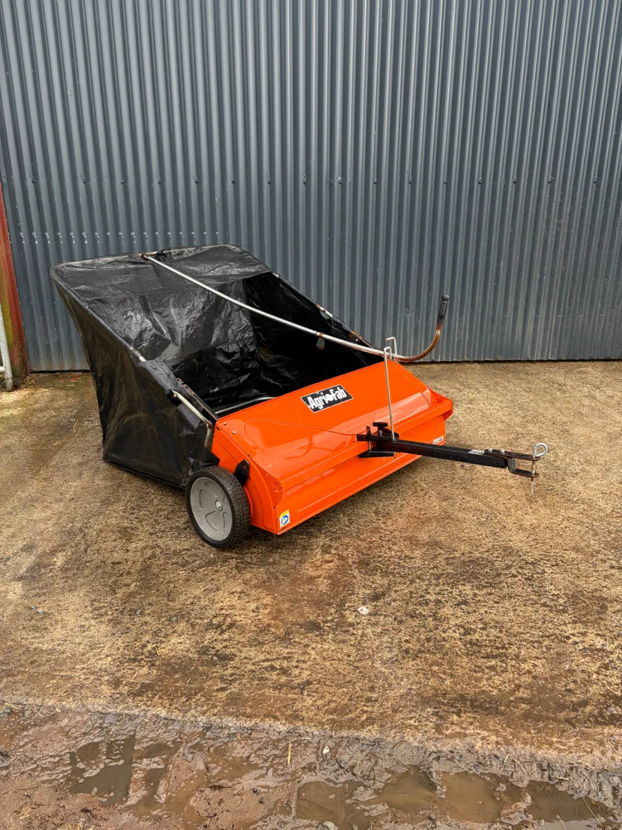 Agrifab Leaf Sweeper - Image 1