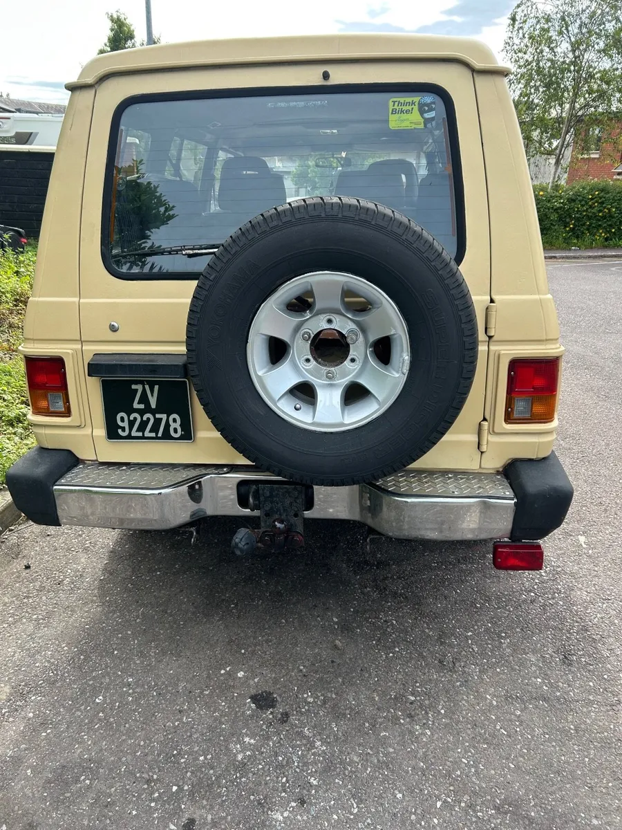 Mitsubishi Pajero 1990 - Image 4