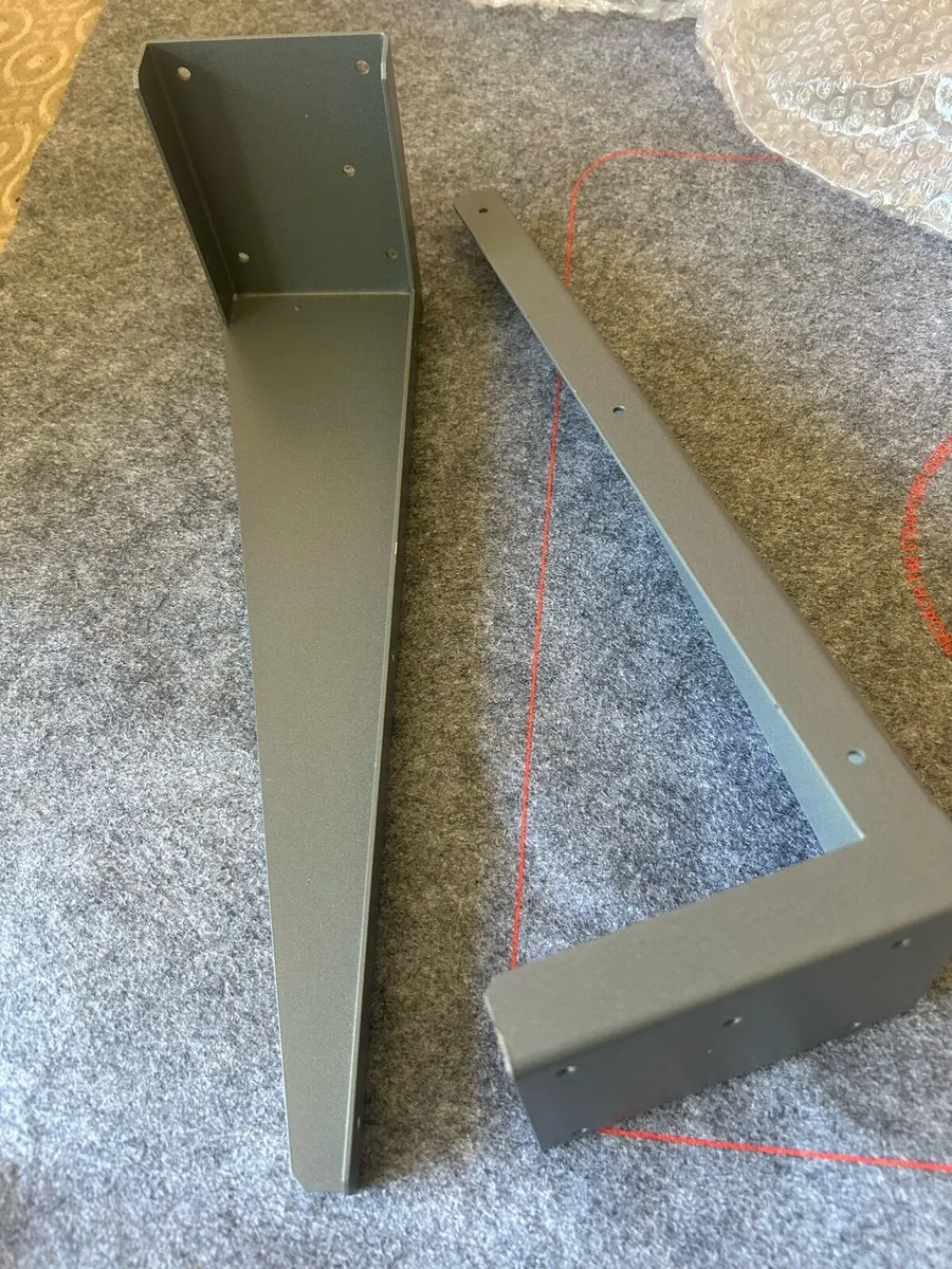 Heavy duty shelf brackets 6 pairs - Image 1