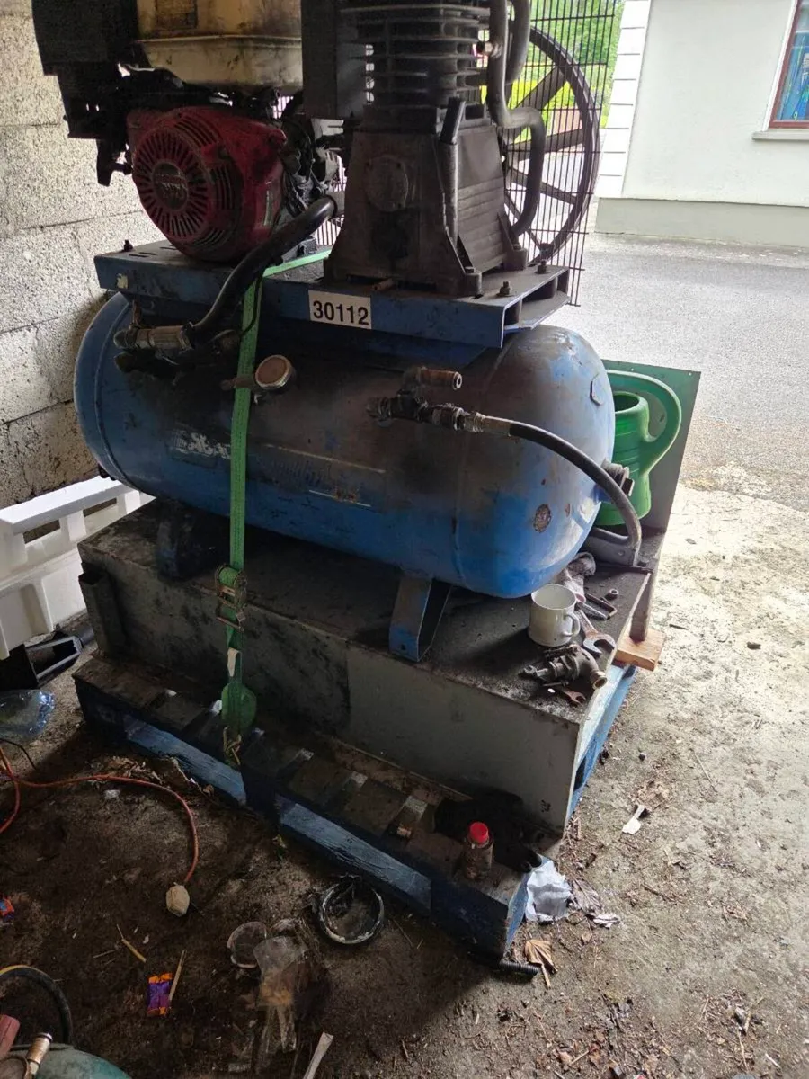 ABAC 150L compressor - Image 3