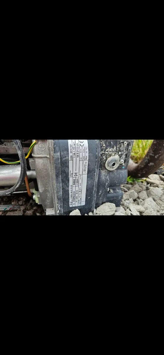 Home oil boiler - Image 1