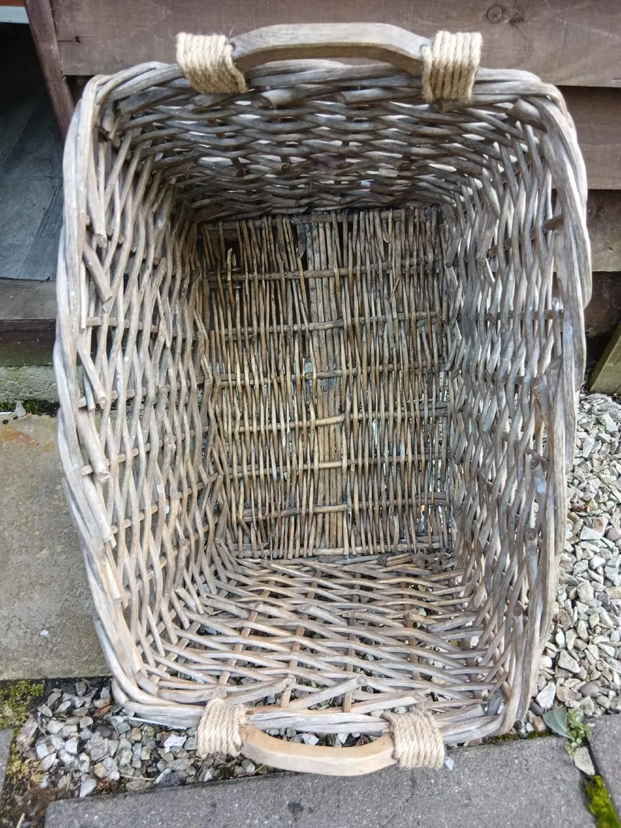 Wicker basket - Image 4