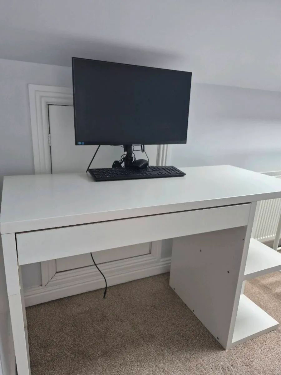 White Ikea desk - Image 2