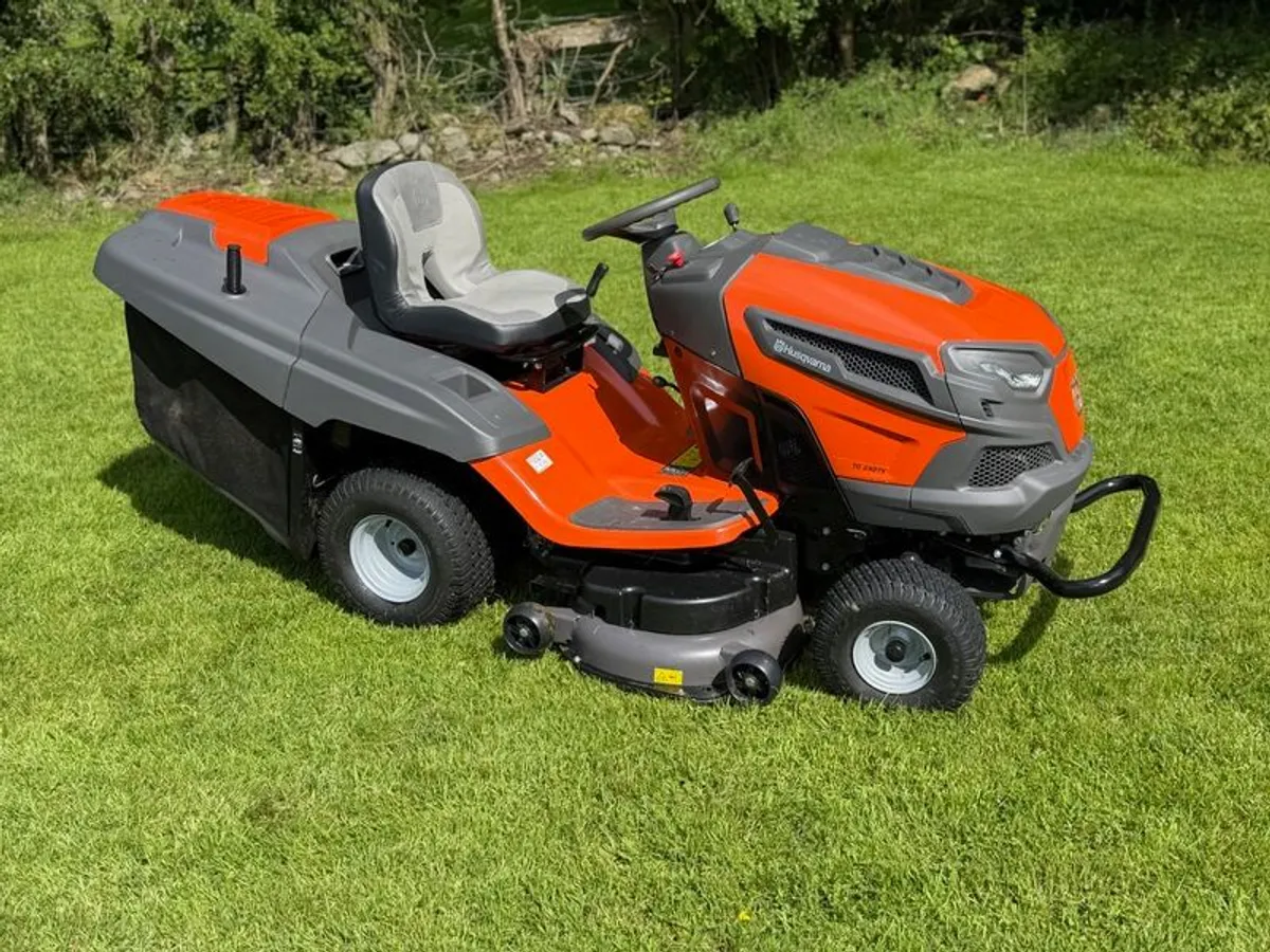 Husqvarna TC242TX Ride-On Mower as new only 15 hours - Image 3