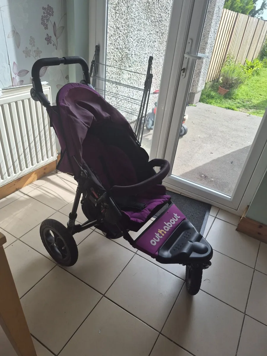 Out and about buggy - Image 1
