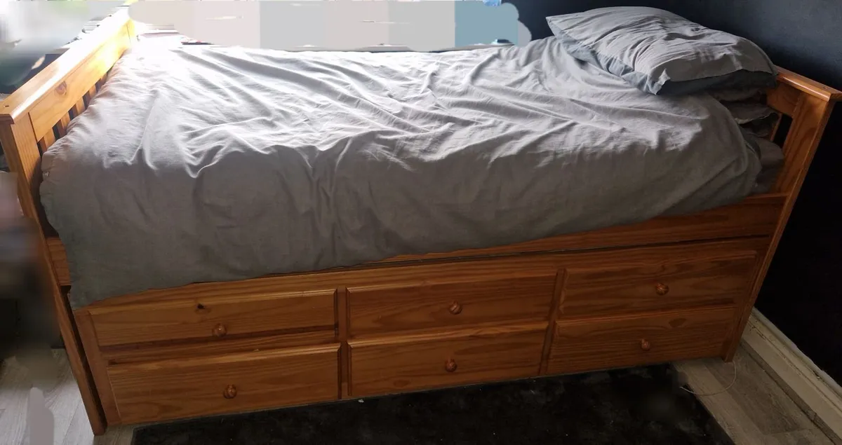 Wooden cabin bed - Image 3