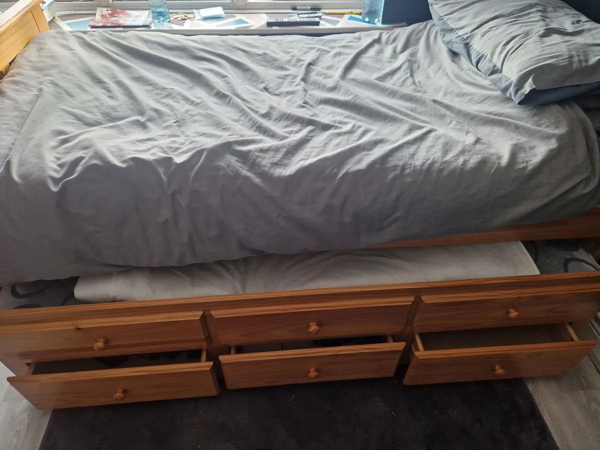 Wooden cabin bed - Image 4