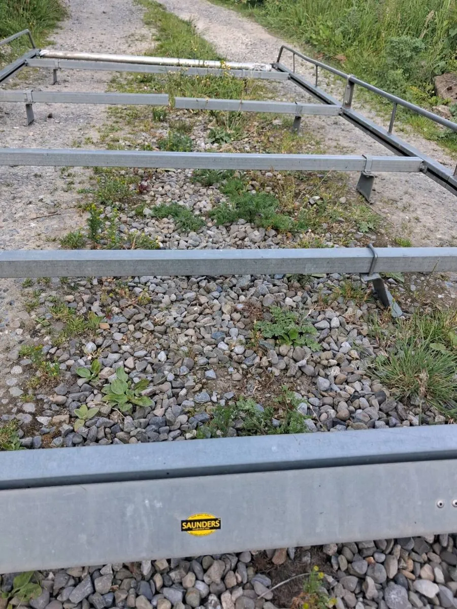 Roof rack - Image 2