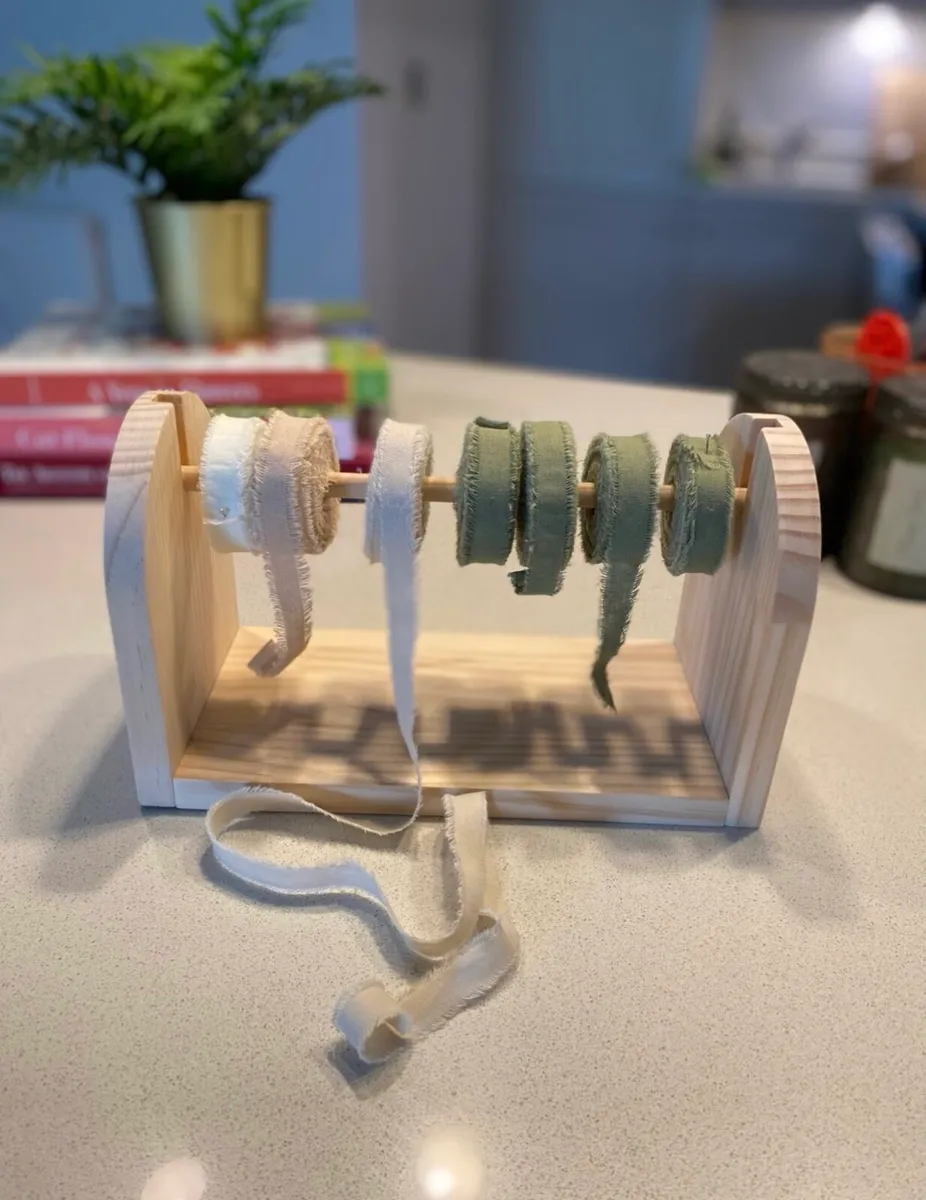 Ribbon Display Rack & Raw Edge Ribbon Bundle - Image 1