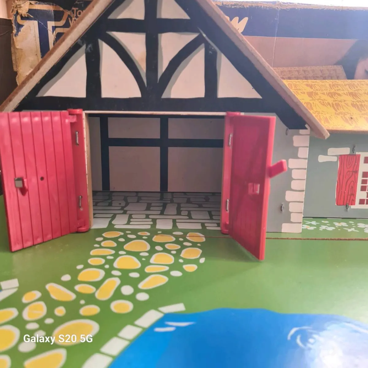 Extremely Rare Toy Works Sussex Farm - Image 2
