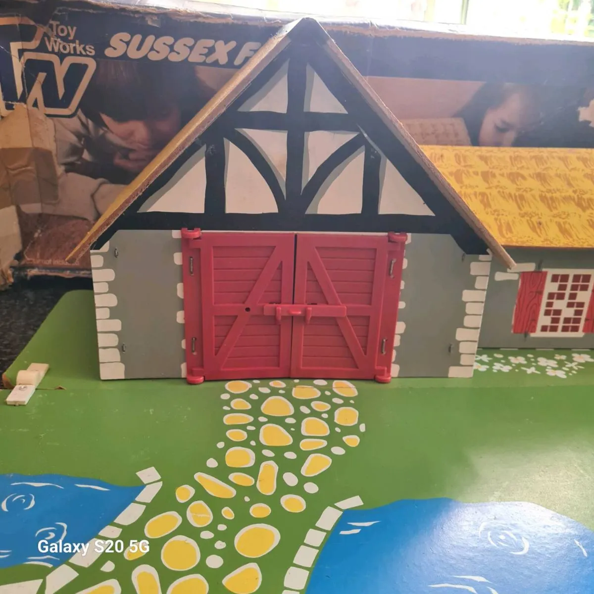 Extremely Rare Toy Works Sussex Farm - Image 3